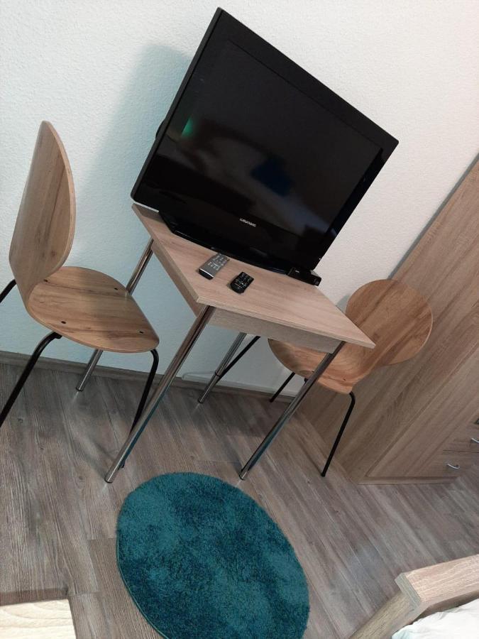 Sam - Gasthaus.md Homestay Magdeburg