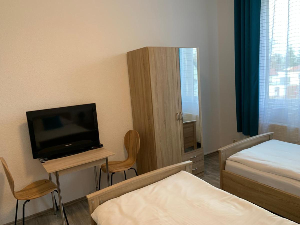 Sam - Gasthaus.md Homestay Magdeburg