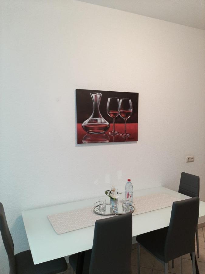 Sam - Gasthaus.md Homestay *